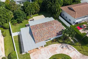 121 Tacoma Ln, Palm Beach Shores, FL 33404 - Photo 14