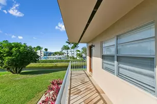 528 Burgundy K Ave, Delray Beach, FL 33484 - Photo 4