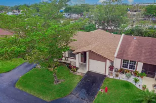 5300 Breadfruit Cir, Delray Beach, FL 33484 - Photo 2