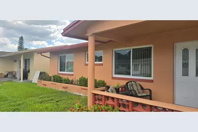 5719 NW 64th Way, Tamarac, FL 33321 - Photo 2