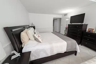 3140 S Ocean Dr, Hallandale Beach, FL 33009 - Photo 18