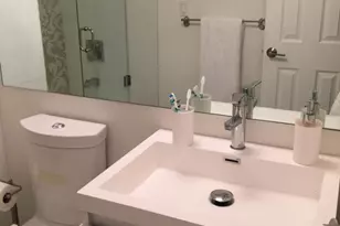 6423 Collins Ave, Miami Beach, FL 33141 - Photo 46