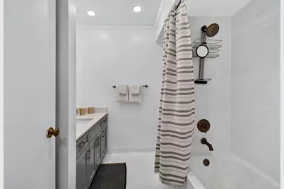 407 Brackenwood Lane S, Palm Beach Gardens, FL 33418 - Photo 28