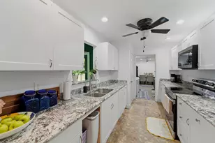 13885 157th Ct N, Jupiter, FL 33478 - Photo 12