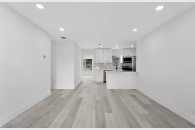 324 NW 3rd Street, Deerfield Beach, FL 33441 - Photo 2