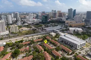 223 City View Dr, Fort Lauderdale, FL 33311 - Photo 32