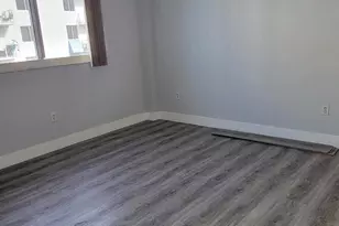 5099 NW 7th St, Miami, FL 33126 - Photo 16
