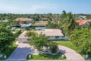 2265 NE 24th St, Lighthouse Point, FL 33064 - Photo 44