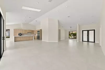10941 Boca Woods Lane, Boca Raton, FL 33428 - Photo 6