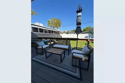 256 E 24th Street, Riviera Beach, FL 33404 - Photo 16