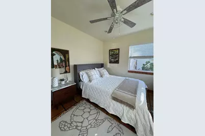 256 E 24th Street, Riviera Beach, FL 33404 - Photo 4