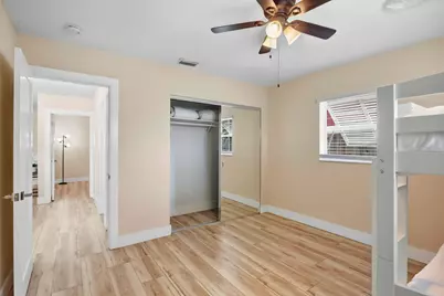 6880 Kingston Drive, Lake Worth, FL 33462 - Photo 22