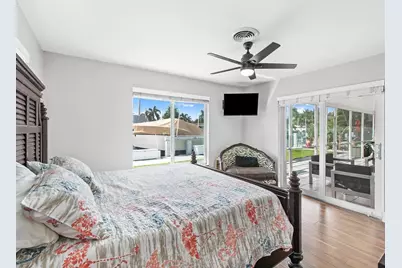 300 SE 10th Street, Pompano Beach, FL 33060 - Photo 16