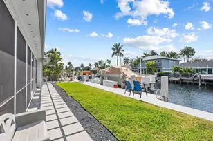 300 SE 10th St, Pompano Beach, FL 33060 - Photo 28
