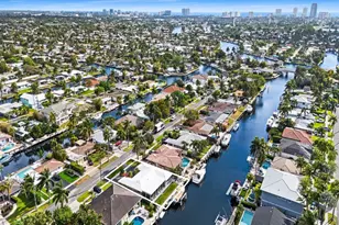 300 SE 10th St, Pompano Beach, FL 33060 - Photo 34