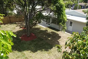 3541 NW 37th Ave, Lauderdale Lakes, FL 33309 - Photo 16