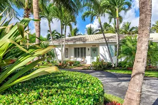 7813 Pine Tree Ln, West Palm Beach, FL 33406 - Photo 10