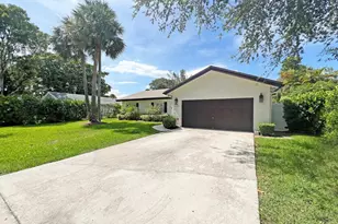 4975 NW 6th St, Coconut Creek, FL 33063 - Photo 2
