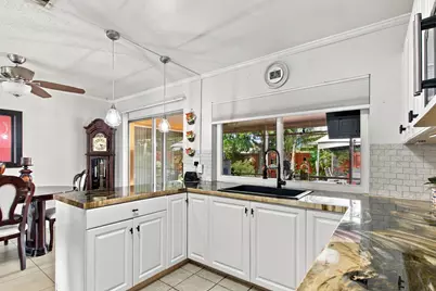 975 NW 67th Avenue, Margate, FL 33063 - Photo 8