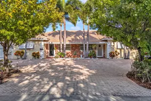 5120 NE 22nd Ave, Lighthouse Point, FL 33064 - Photo 1
