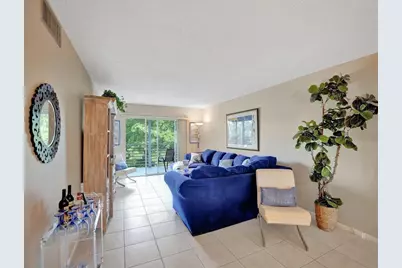 2003 Granada Drive #C4, Coconut Creek, FL 33066 - Photo 2