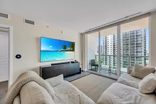 350 SE 2nd St, Fort Lauderdale, FL 33301 - Photo 2