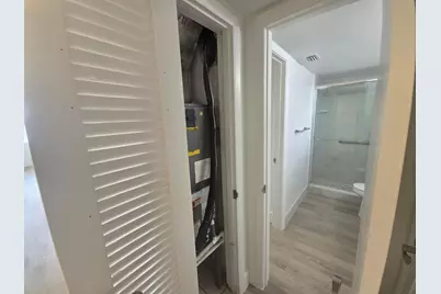 18555 NE 14th Avenue #709, Miami, FL 33179 - Photo 4
