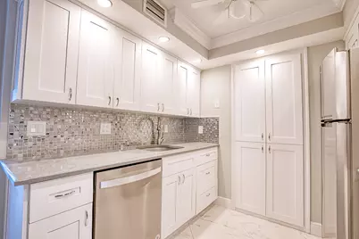 111 Briny Avenue #610, Pompano Beach, FL 33062 - Photo 6