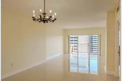 1980 S Ocean Drive #15L, Hallandale Beach, FL 33009 - Photo 10