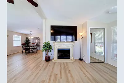 910 Orchid Street, Lady Lake, FL 32159 - Photo 2