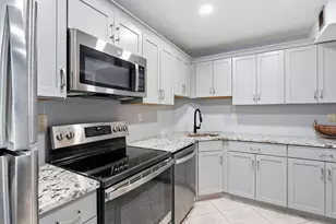 800 E Camino Real, Boca Raton, FL 33432 - Photo 2