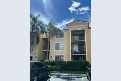 127 Yacht Club Way #207, Hypoluxo, FL 33462 - Photo 2