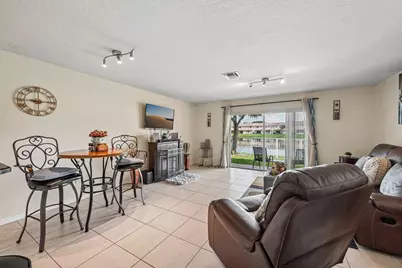 8985 Lancaster Street, Tamarac, FL 33321 - Photo 16
