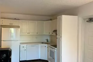 1112 Green Pine Blvd, West Palm Beach, FL 33409 - Photo 2