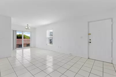 2138 SW 6 Street #301, Miami, FL 33135 - Photo 4