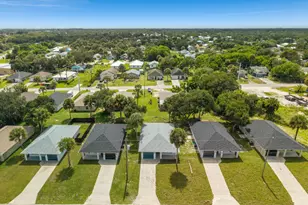 241 12th St SW, Vero Beach, FL 32962 - Photo 30