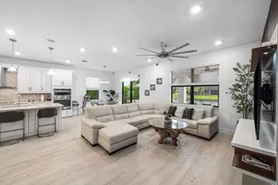 3138 Streng Ln, Royal Palm Beach, FL 33411 - Photo 10