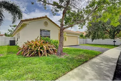 13348 NW 13th Street, Sunrise, FL 33323 - Photo 2