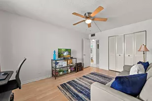 3026 Cornwall B, Boca Raton, FL 33434 - Photo 14