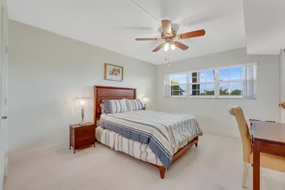 3800 Oaks Clubhouse Drive #503, Pompano Beach, FL 33069 - Photo 10