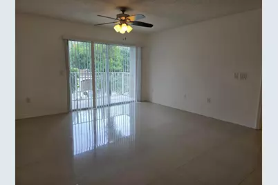 5055 Wiles Road #207, Coconut Creek, FL 33073 - Photo 10