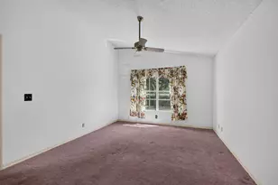 117 Hammocks Ct, Greenacres, FL 33413 - Photo 8