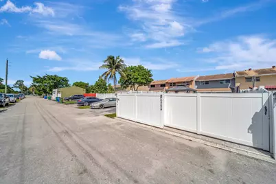6224 SW 7th Street, Margate, FL 33068 - Photo 44