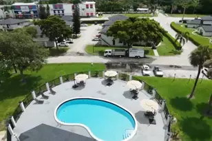 113 E Tiffany Dr, Mangonia Park, FL 33407 - Photo 12