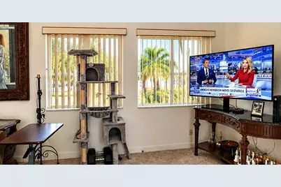 810 SE 22nd Avenue #202, Pompano Beach, FL 33062 - Photo 8