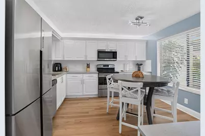 5560 Fairway Park Drive #103, Boynton Beach, FL 33437 - Photo 6