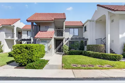 5560 Fairway Park Drive #103, Boynton Beach, FL 33437 - Photo 2