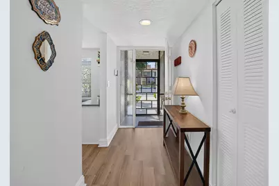 5560 Fairway Park Drive #103, Boynton Beach, FL 33437 - Photo 4