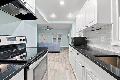 410 S L Street, Lake Worth Beach, FL 33460 - Photo 10