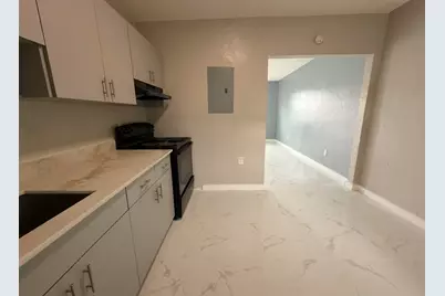 832 NW 10th Street #2, Hallandale Beach, FL 33009 - Photo 4